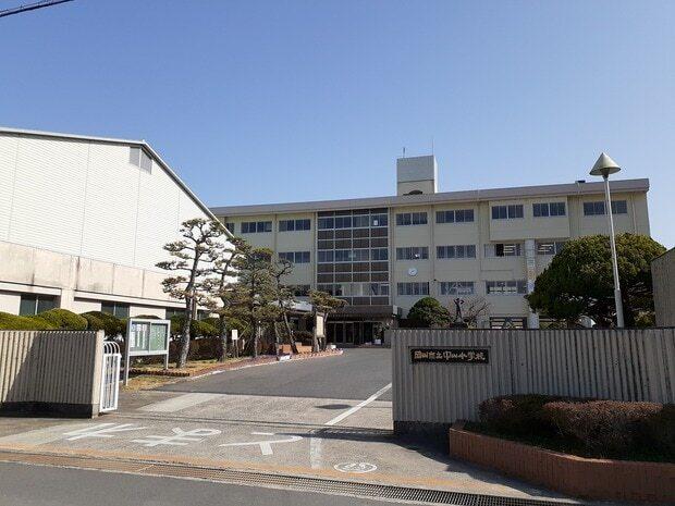 岡山市立中山小学校：1500m