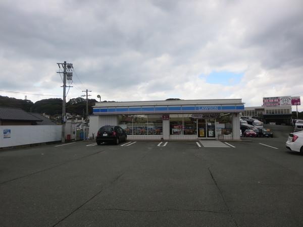ローソン宗像徳重店：783m