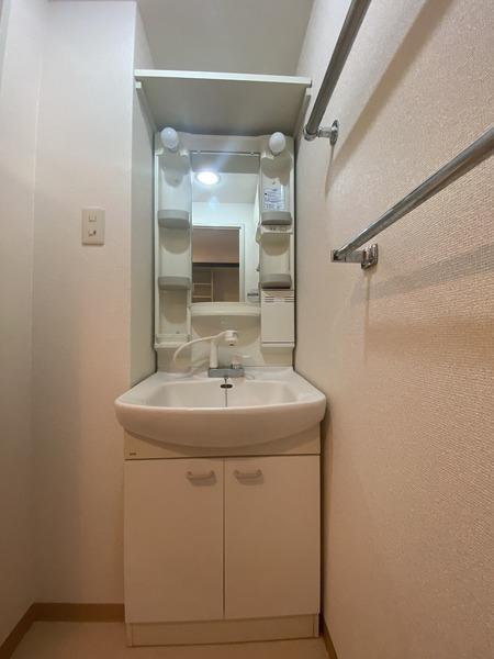 アークヒルズタワー 部屋画像