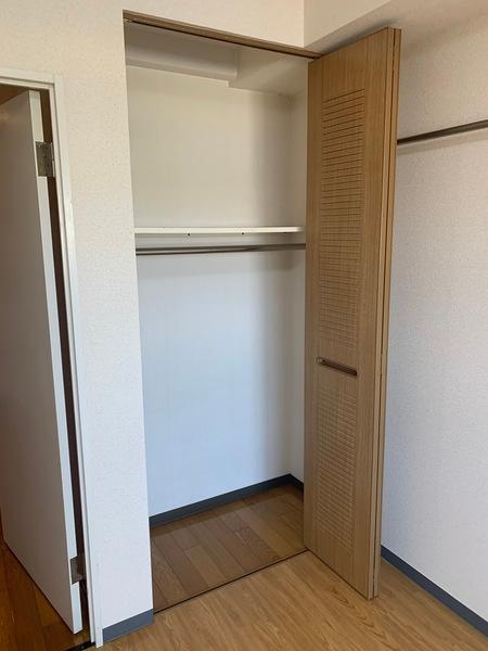 ジュネスシティ駅前 収納