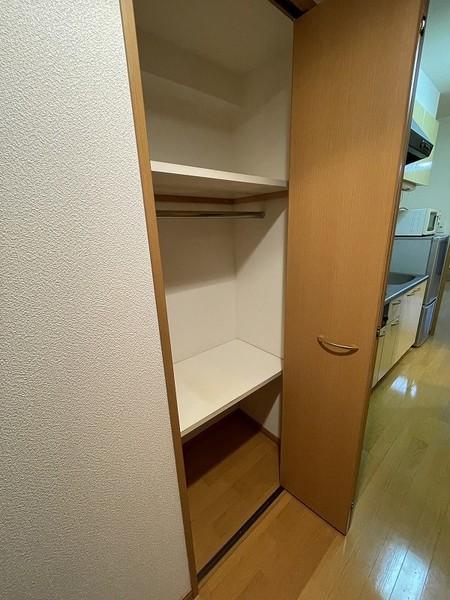 ロイヤルヒルズタワー 部屋画像