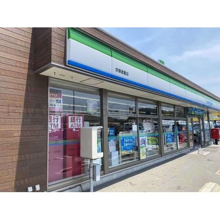 ロイヤルタワー パーク赤間 周辺環境写真2 ファミリーマート宗像徳重店：447m