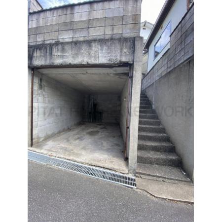 遠賀郡岡垣町野間一戸建 外観写真3 駐車場