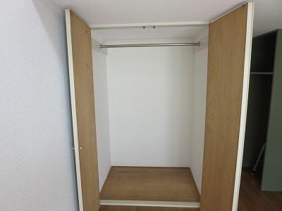 シャレーフロレスタ 部屋画像
