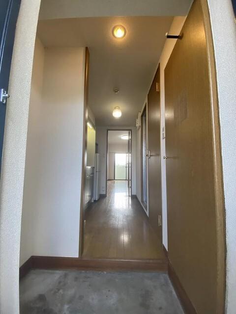 アルベール教育大前 玄関
