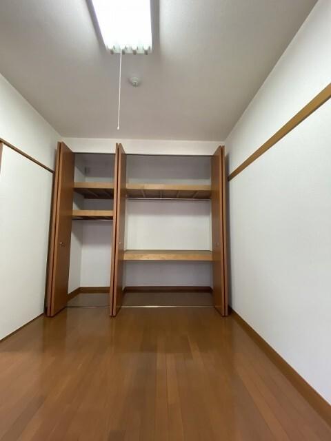 パークアベニュー自由ヶ丘 収納