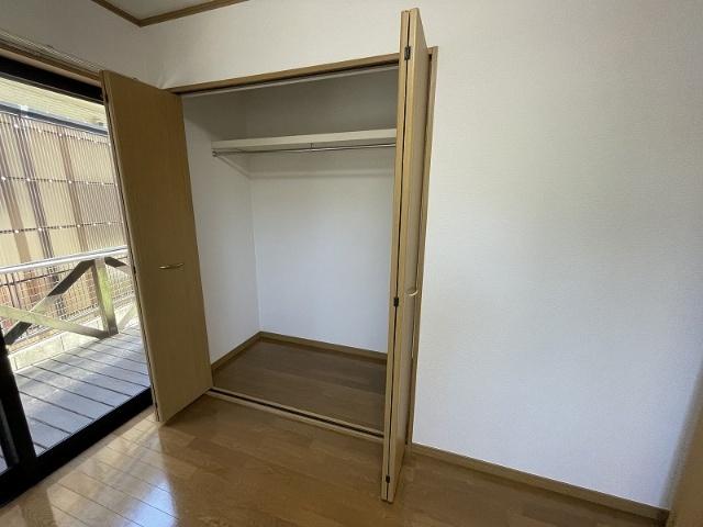 テラスアベニューB 収納