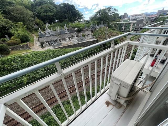 ケイエムコート教育大前Ⅰ バルコニー