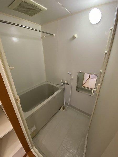 エルグランディ 部屋画像