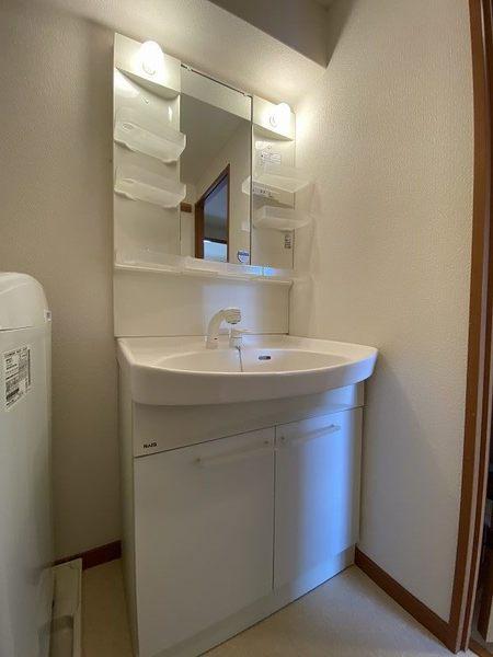 エルグランディ 部屋画像