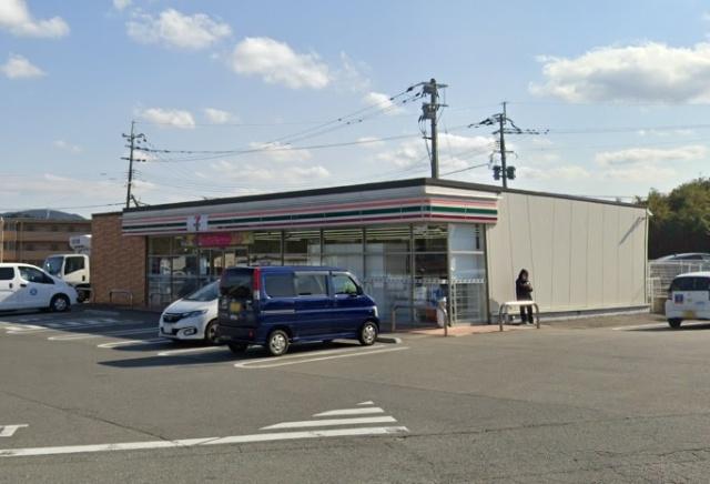 セブンイレブン宗像野坂店：665m