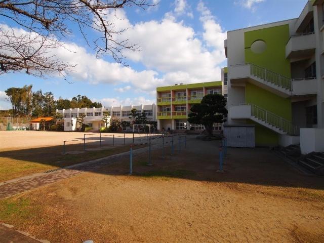 宗像市立南郷小学校：1024m
