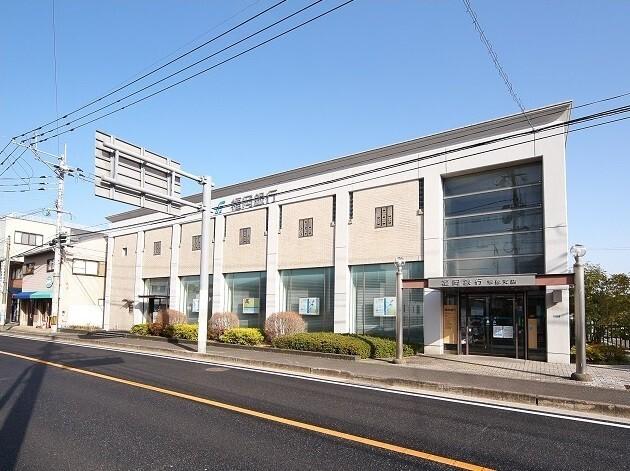 福岡銀行宗像支店：886m