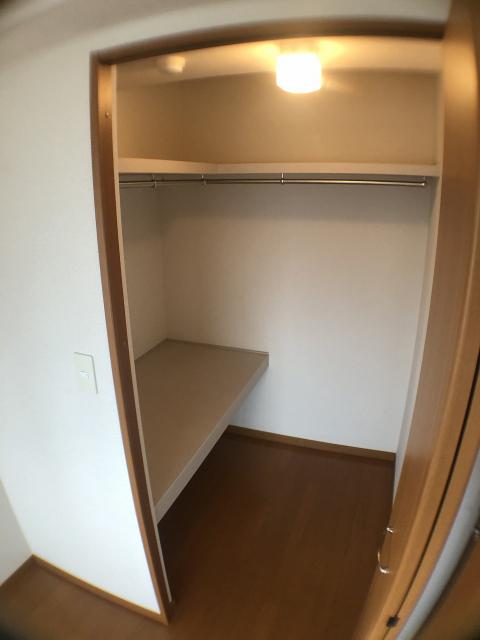 ボーフェン　ドゥリー（301） 収納