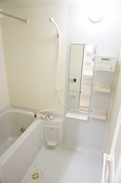 ボーフェン　ドゥリー（107） バス／シャワー