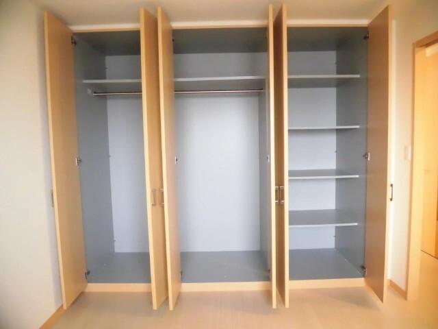 セントラル・ヒルＢ 収納