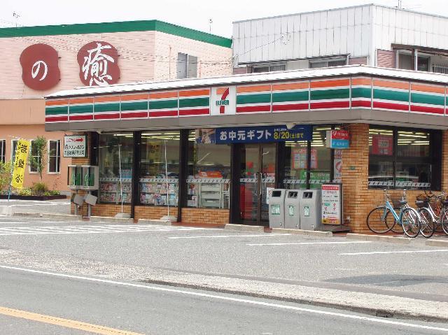セブンイレブン：1040m