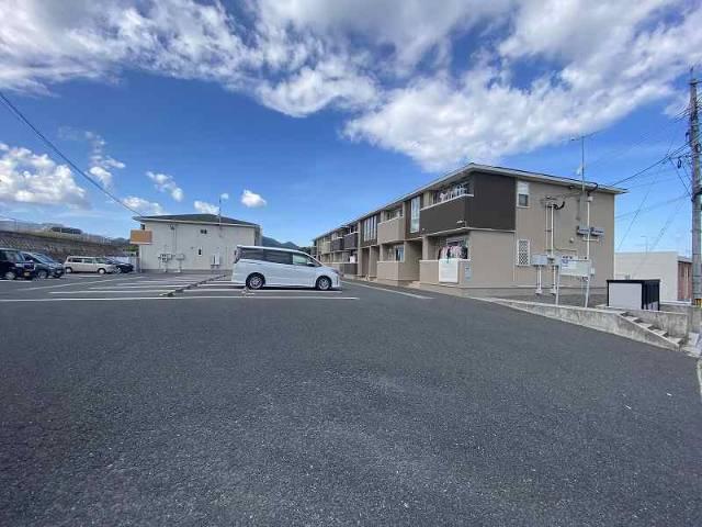 ベルポストＢ（102） 駐車場