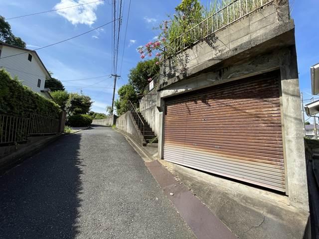 石丸2丁目戸建 駐車場