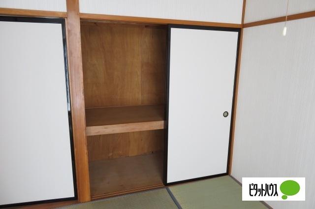 ロイヤルハイツ桂林K棟（K-5） 収納