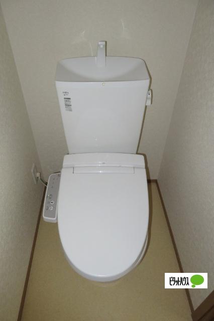 ルミウスB棟（101） トイレ