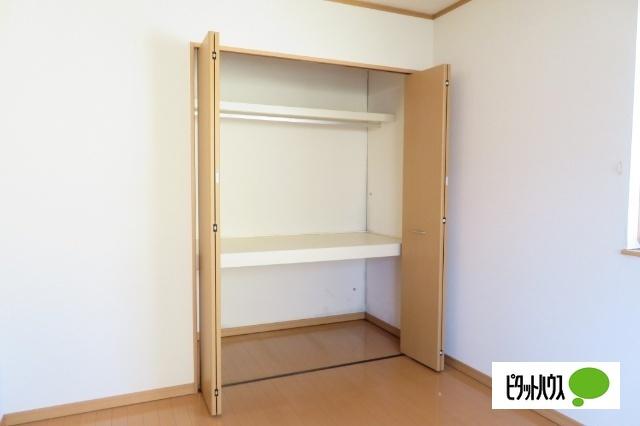 フラワーガーデン（D棟） 収納