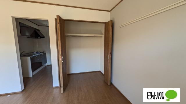 グランドパレス御所橋I（207） 収納