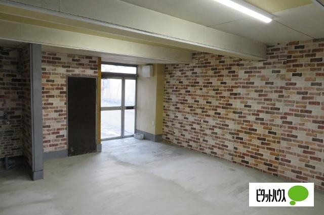 中町 貸事務所 室内