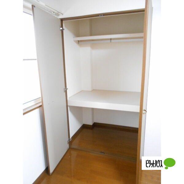 クラージュG館（101） 収納