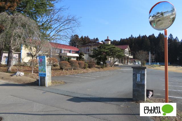 金ケ崎町立三ケ尻小学校：1792m