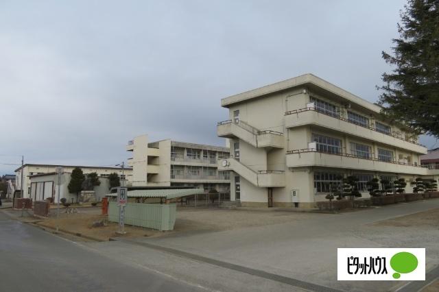 奥州市立水沢南中学校：1545m