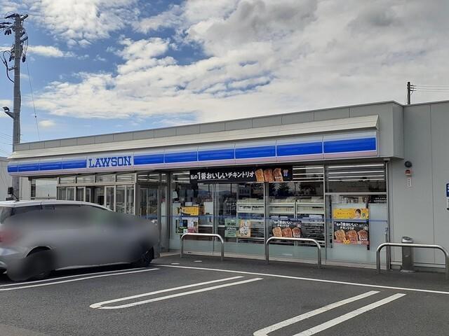 ローソン金ヶ崎バイパス店：910m