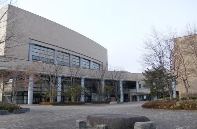 奥州市文化会館Zホール：2500m