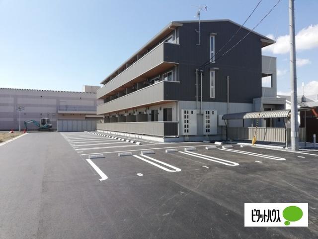 グラン・メゾン（306） 駐車場
