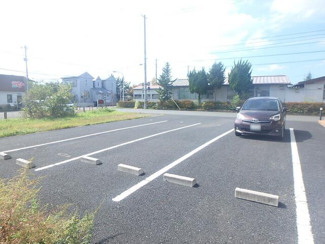 メゾン 蒼（101） 駐車場