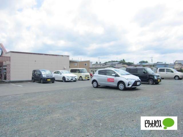 コーポアイパル（106） 駐車場