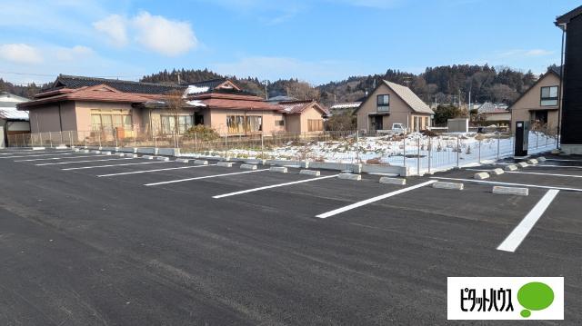 grand parece男石A（106） 駐車場