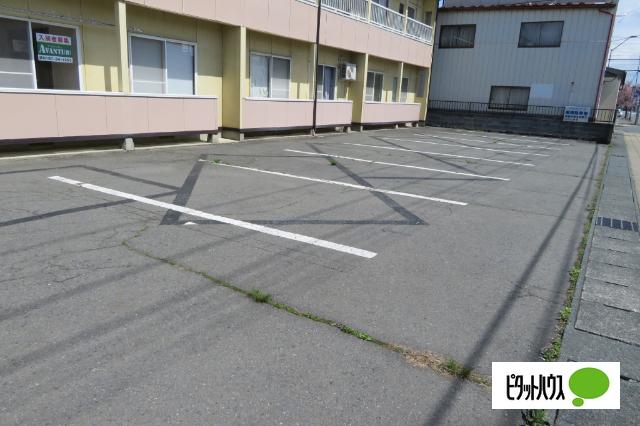 ふじハイツ（D） 駐車場