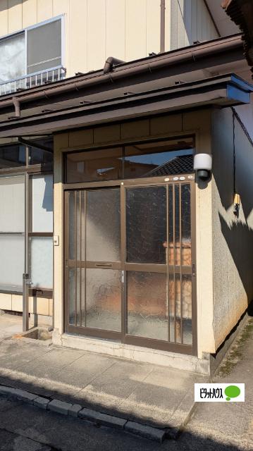 水沢東中通り一丁目　貸家 エントランス