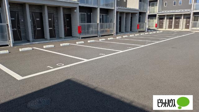アクシア高屋敷　Ⅰ（203） 駐車場