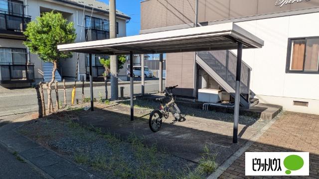オペラハウス A（101） 駐車場