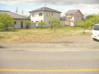 道路側から入り口を撮影