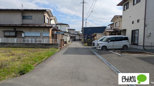 水沢佐倉河字川原田  売地 前面道路含む現地写真