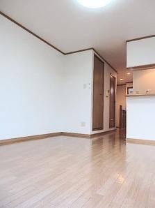 中津川市中津川アパート リビング