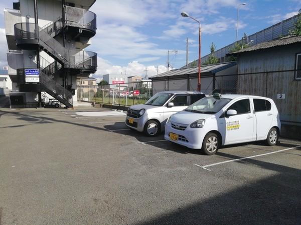池田市神田マンション 駐車場