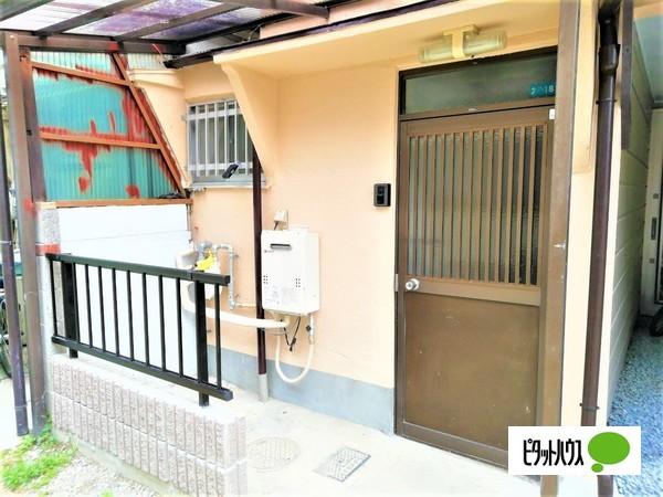 川西市下加茂テラスハウス（1） 玄関