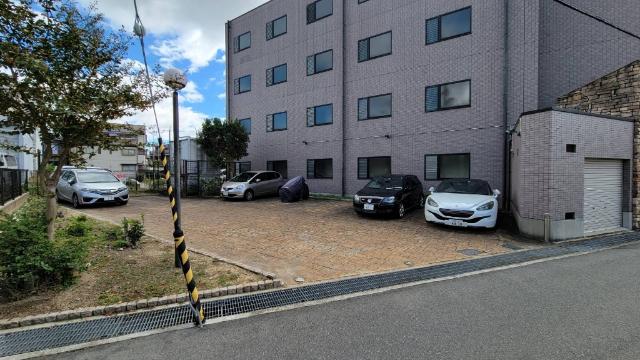 ISE-Grand池田Ⅱ 駐車場