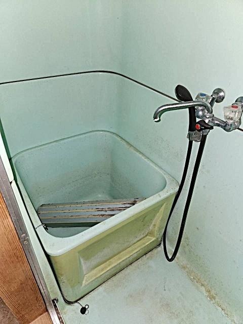 長吉出戸5丁目テラスハウス バス／シャワー