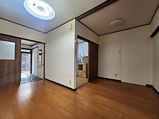 尼崎市崇徳院3丁目貸家（1） リビング