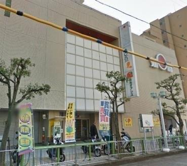 阪急オアシス池田店：87m